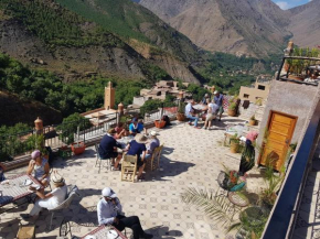 Отель Les Jardins du Toubkal  Имлил